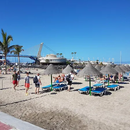 Borinquen Only 280 Meters To The Beach, Balcony With Sea View, Heated Pool, Wifi Apartment Playa de las Americas (Tenerife)