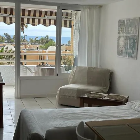 Borinquen Only 280 Meters To The Beach, Balcony With Sea View, Heated Pool, Wifi Apartment